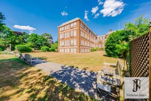 Photo 42- click for photo gallery